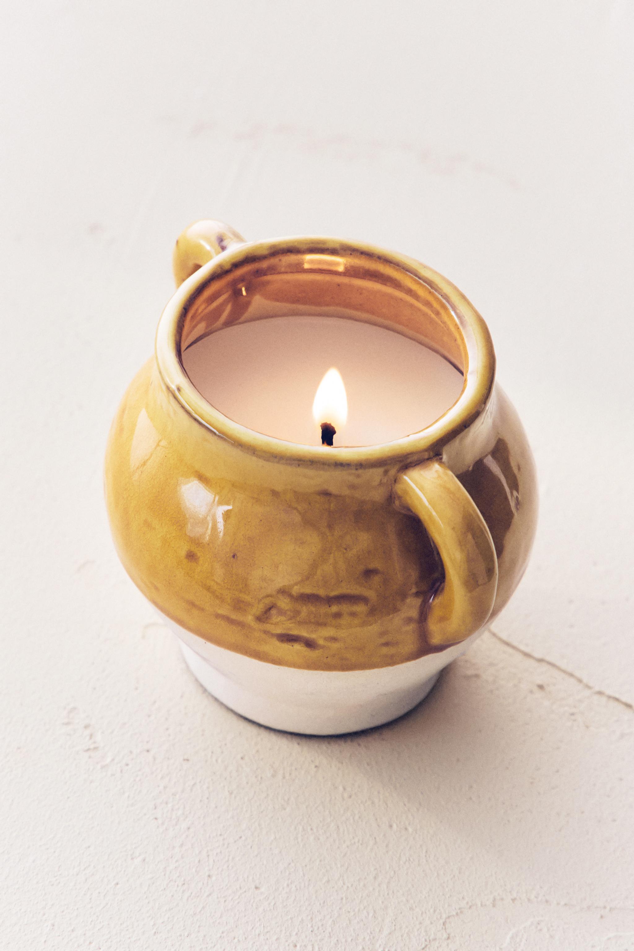 (170 G) FIG LEAF SCENTED CANDLE — Bright yellow