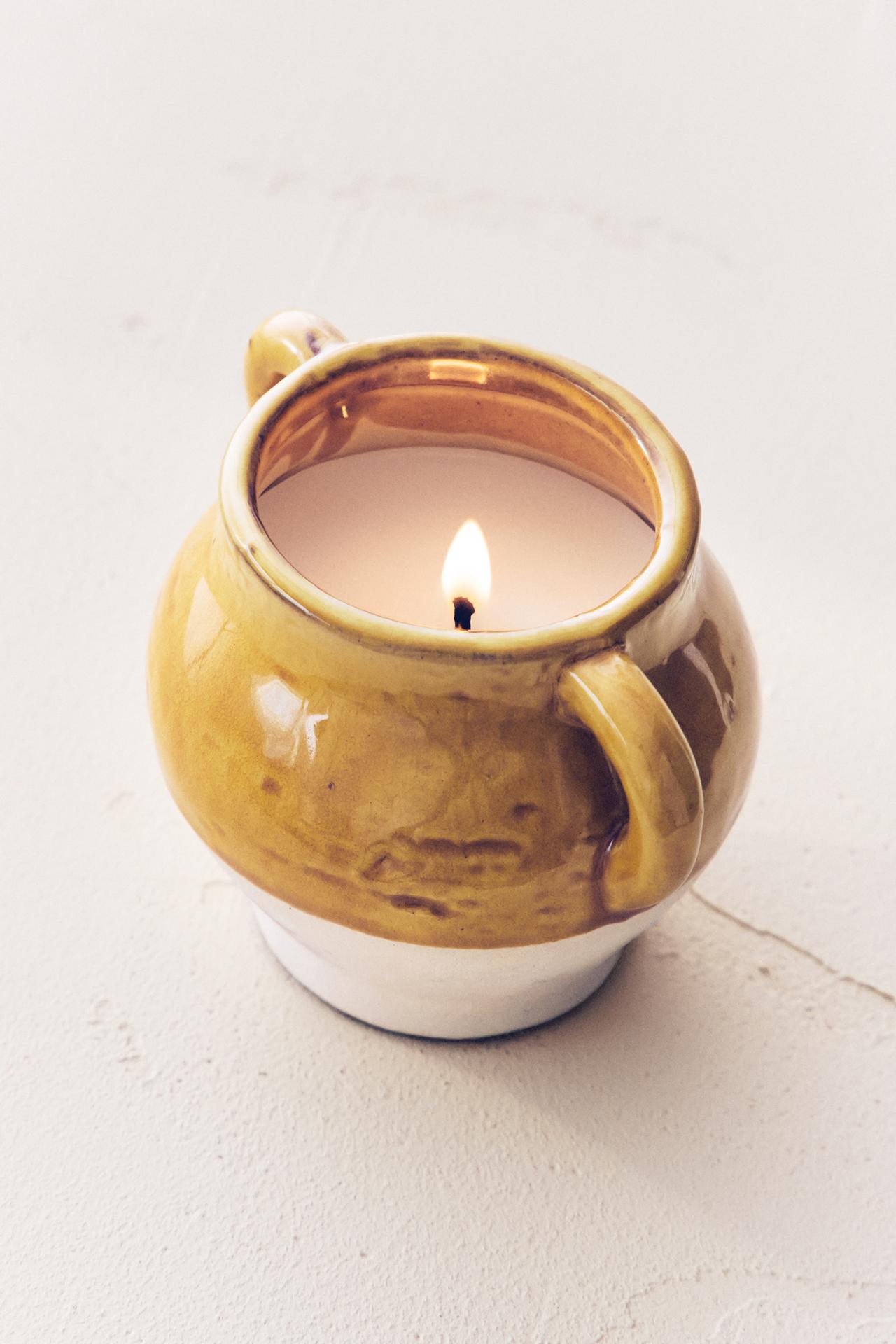 (170 G) FIG LEAF SCENTED CANDLE — Bright yellow