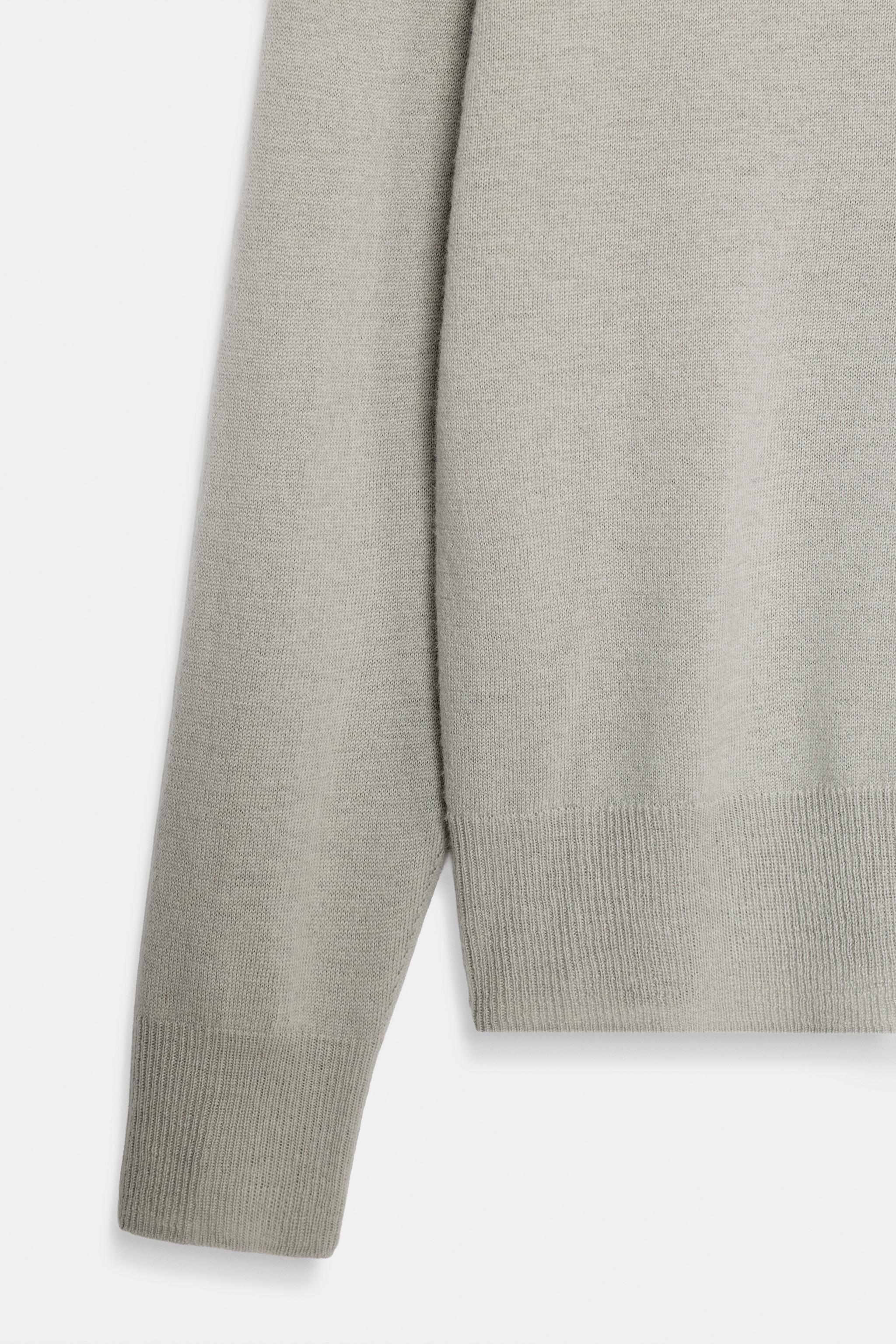 PULL 100 % LAINE EXTRA DOUX COL EN V