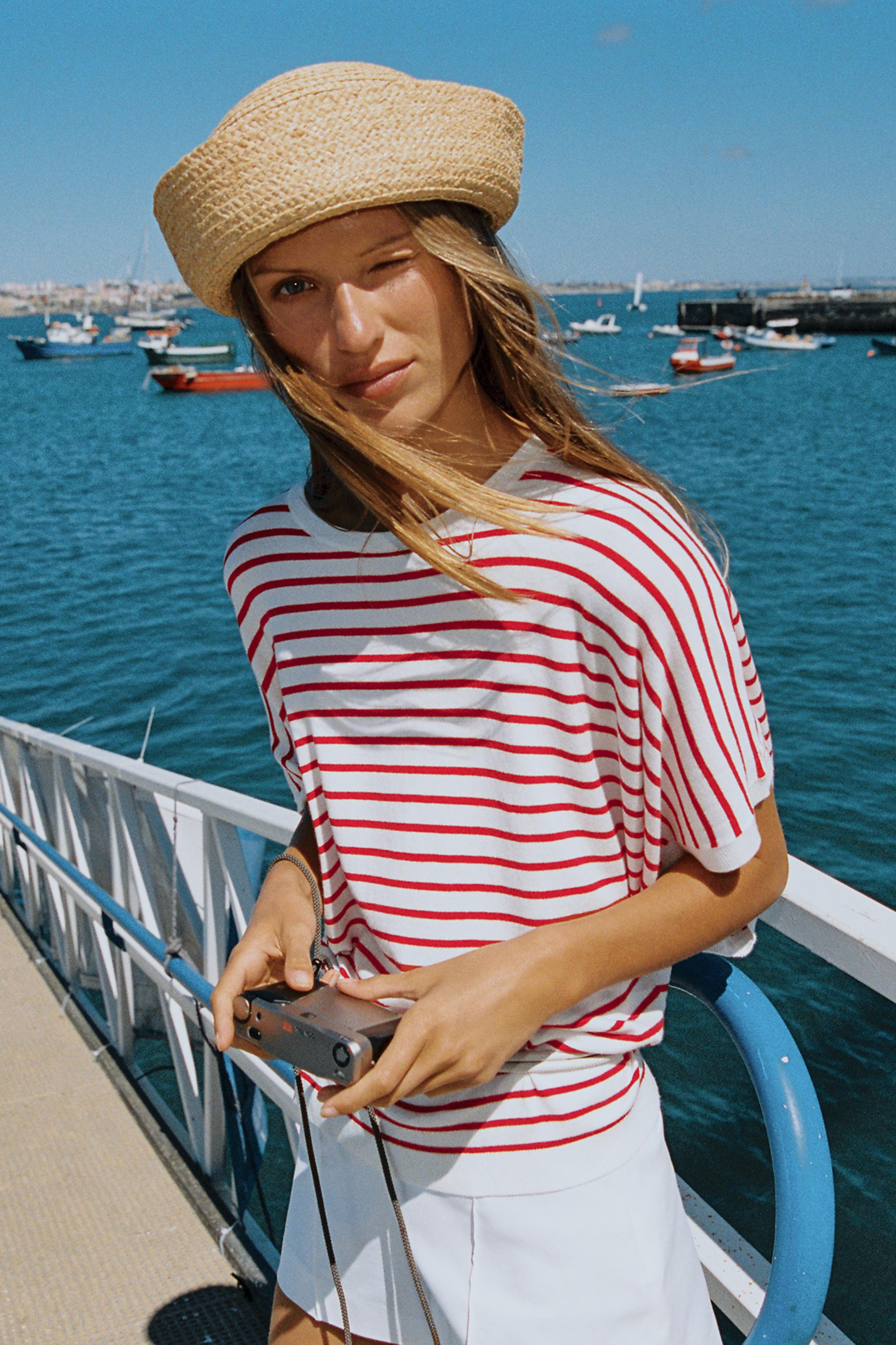 WIDE SLEEVE KNIT TOP — Red Stripe
