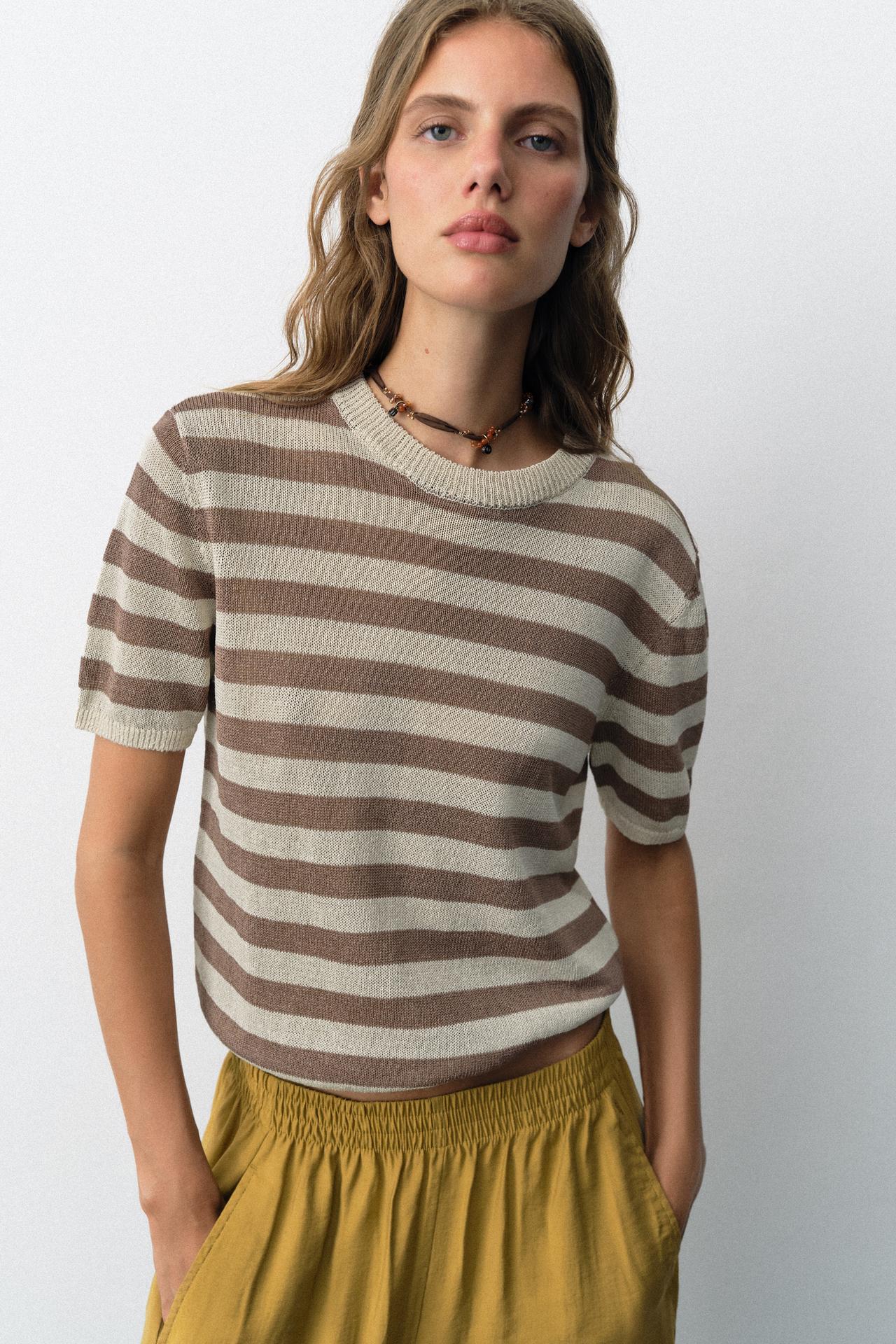 SHORT SLEEVE KNIT TOP — Ecru / Brown