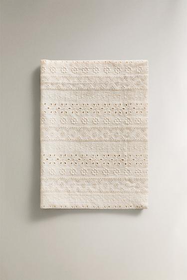 SET DE TABLE BRODERIES COMBINÉES - Écru de Zara - Image 1