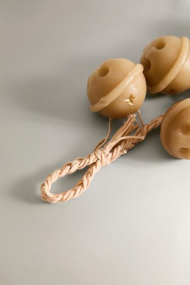 PACK OF CHRISTMAS SLEIGH BELL CASCADE CANDLES (PACK OF 12) - Beige by Zara - Image 3