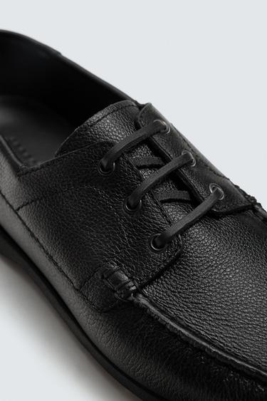 CHAUSSURES BATEAU EN CUIR - Noir de Zara - Image 2