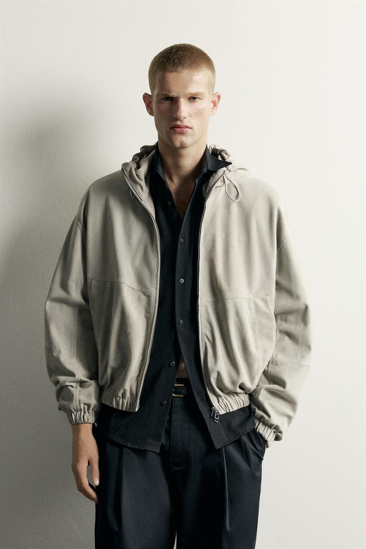 Chaqueta de piel de ante con capucha 2