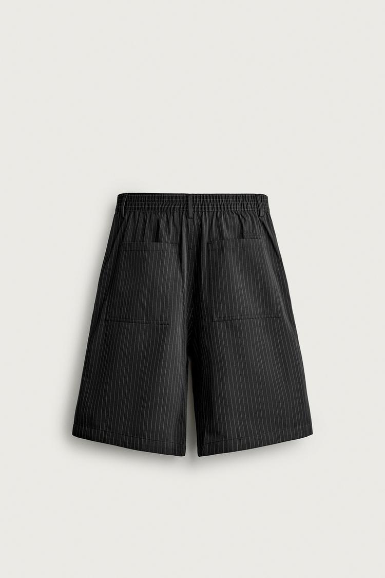 Pantalones cortos Bermuda de corte holgado a rayas 8