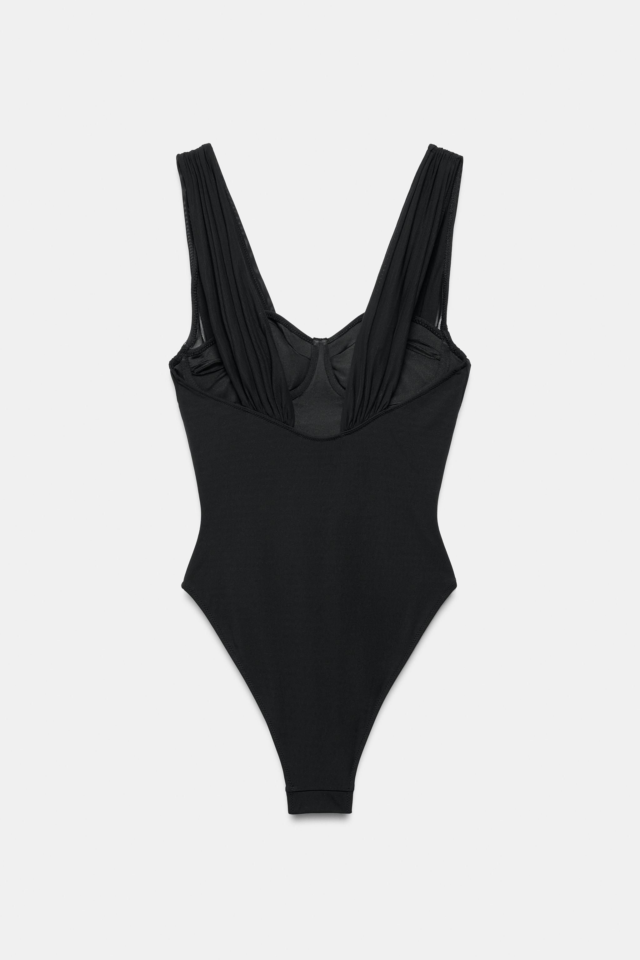 MAILLOT DE BAIN À ARMATURES ET TULLE