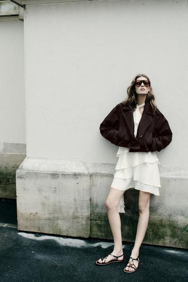 CHAQUETA CORTA CRUZADA - Marrón de Zara