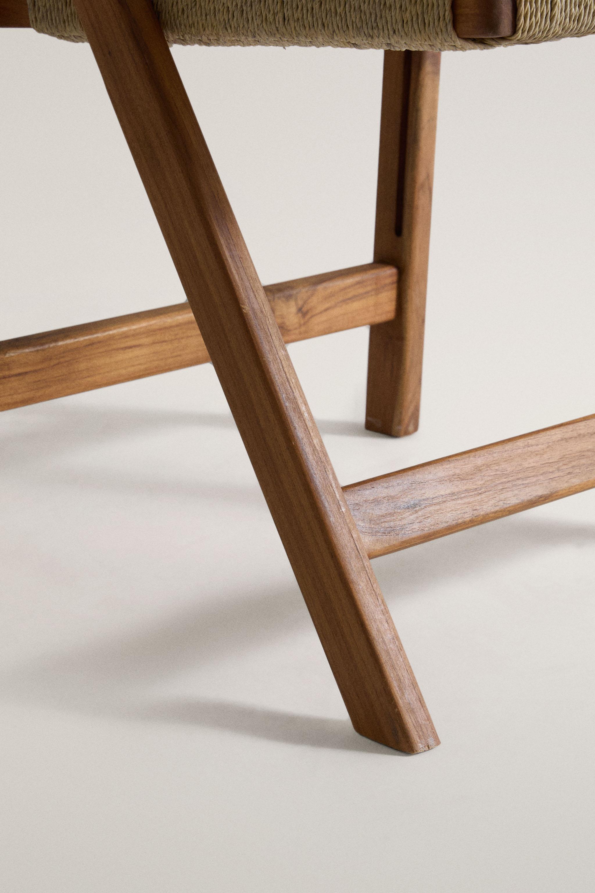 WOVEN TEAK FOLDING OUTDOOR CHAIR
