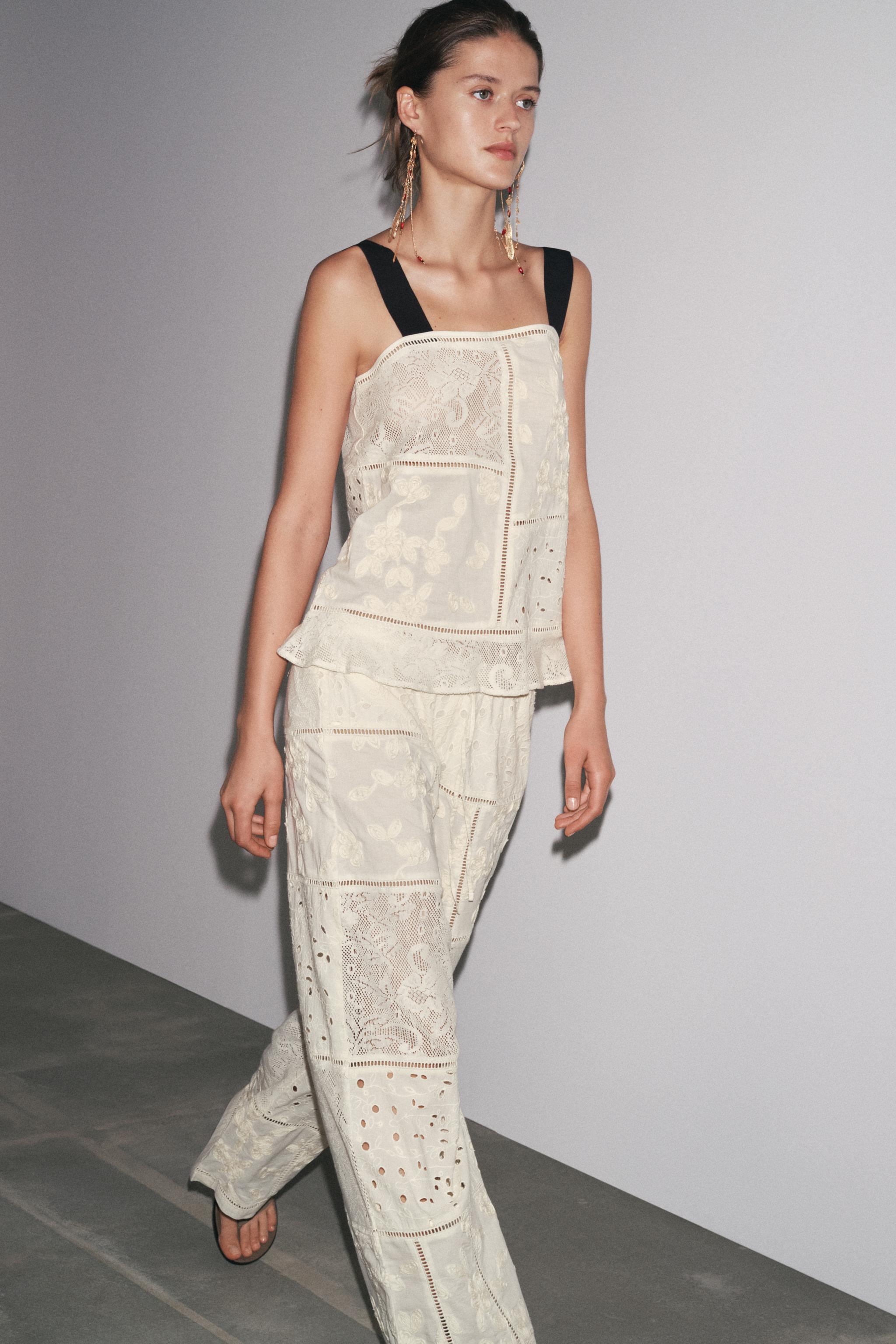 ZW COLLECTION PATCHWORK EMBROIDERED PANTS - Ecru | ZARA