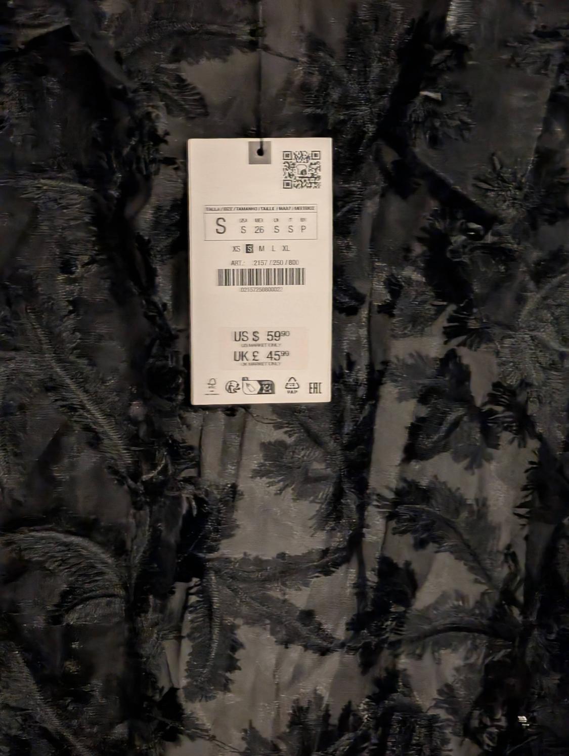 BLACK FEATHERY /SEE THREW LONG SLEEVE BUTTON UP SHIRT - Image 5