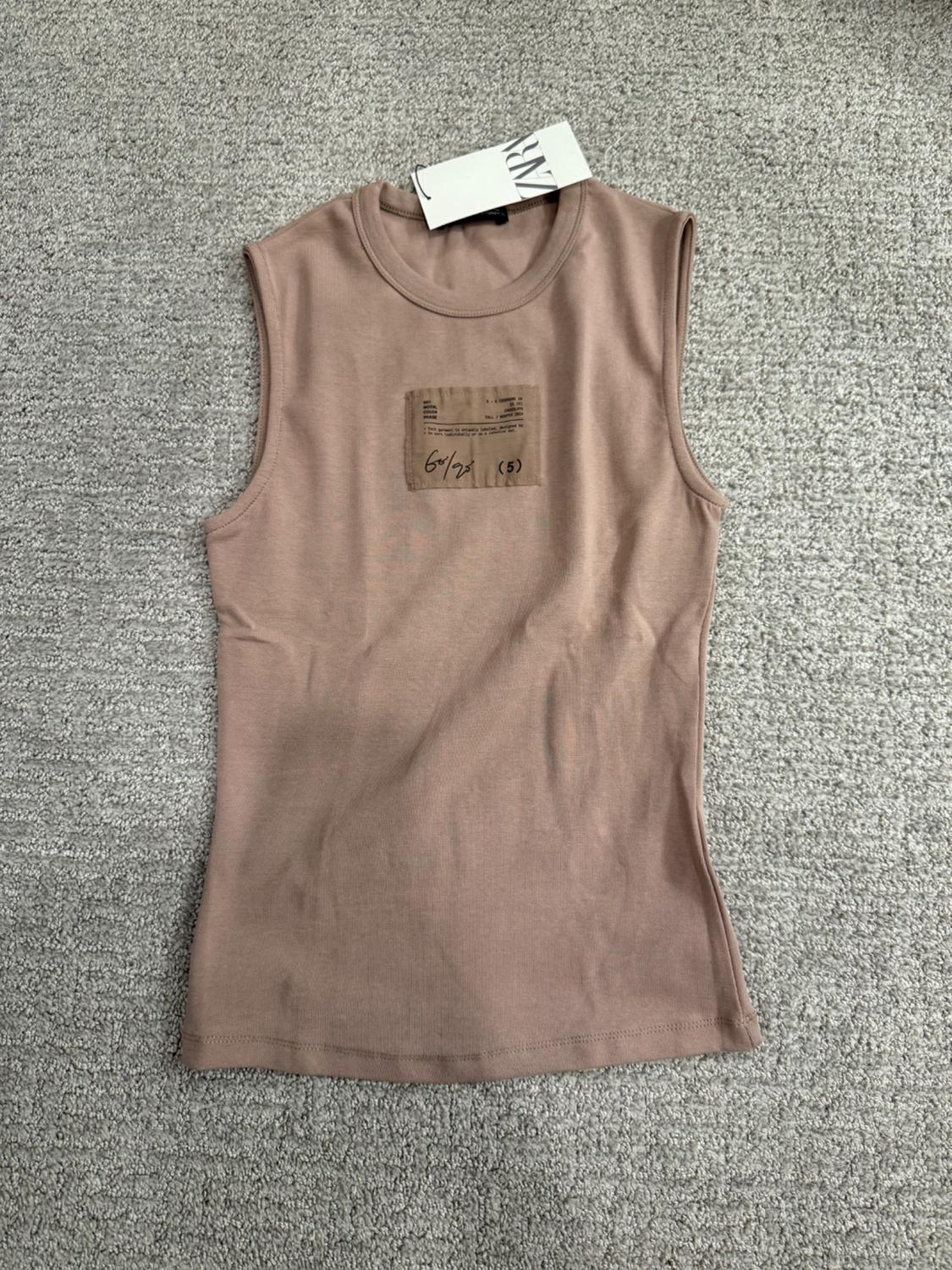 FRONT LABEL TOP
