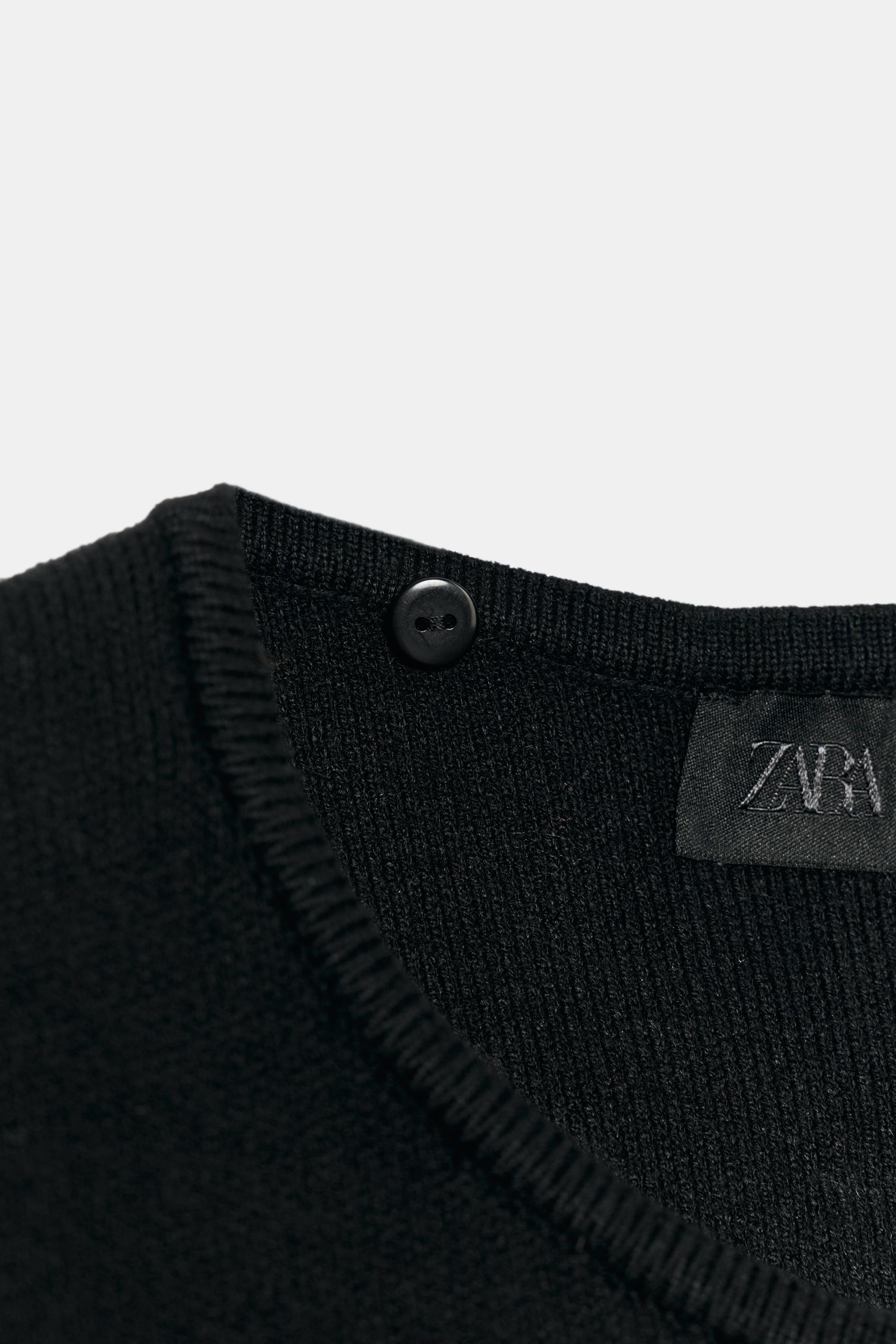 VESTE COURTE EN MAILLE À COL DÉTACHABLE