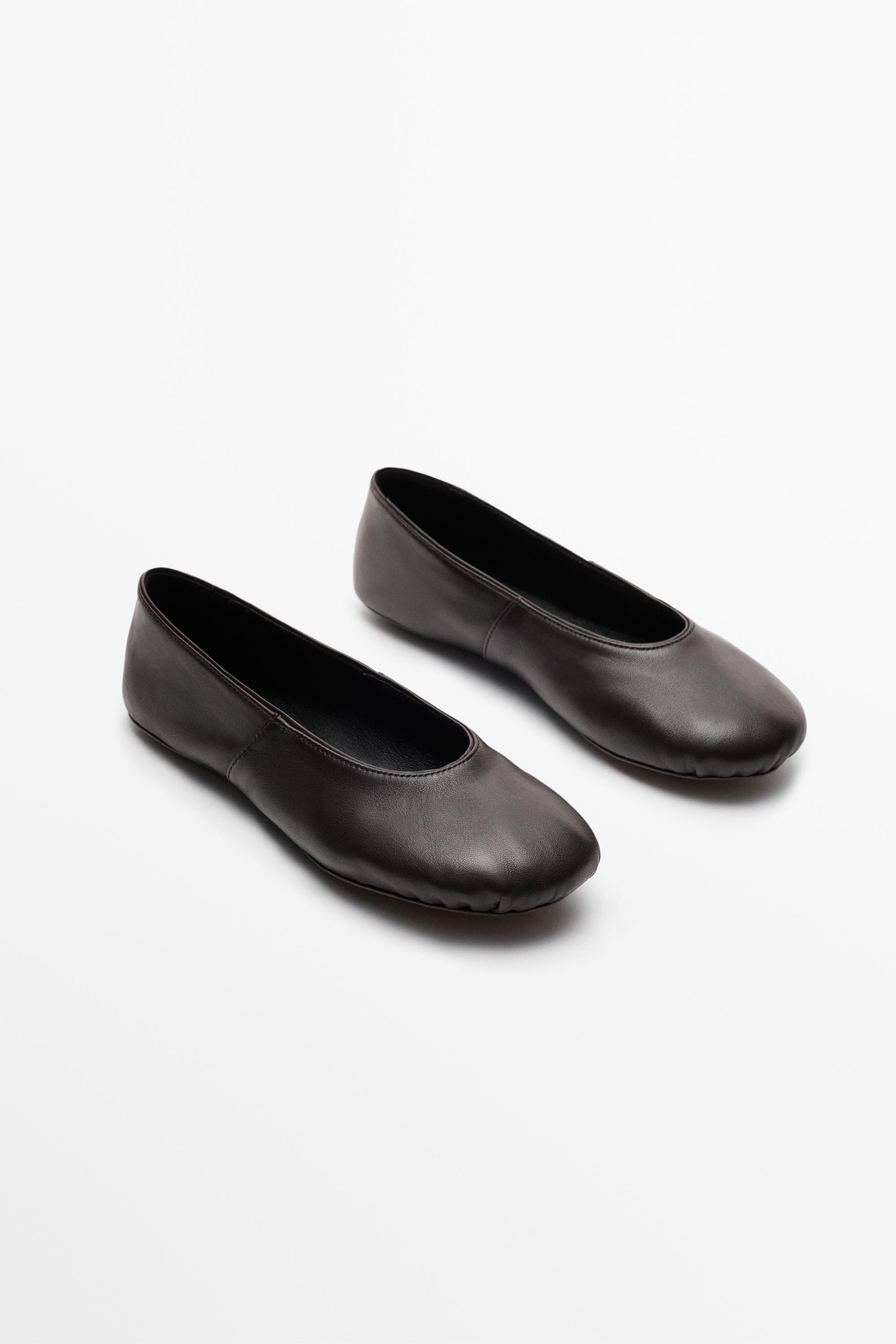 Soft leather ballet flat — Brown