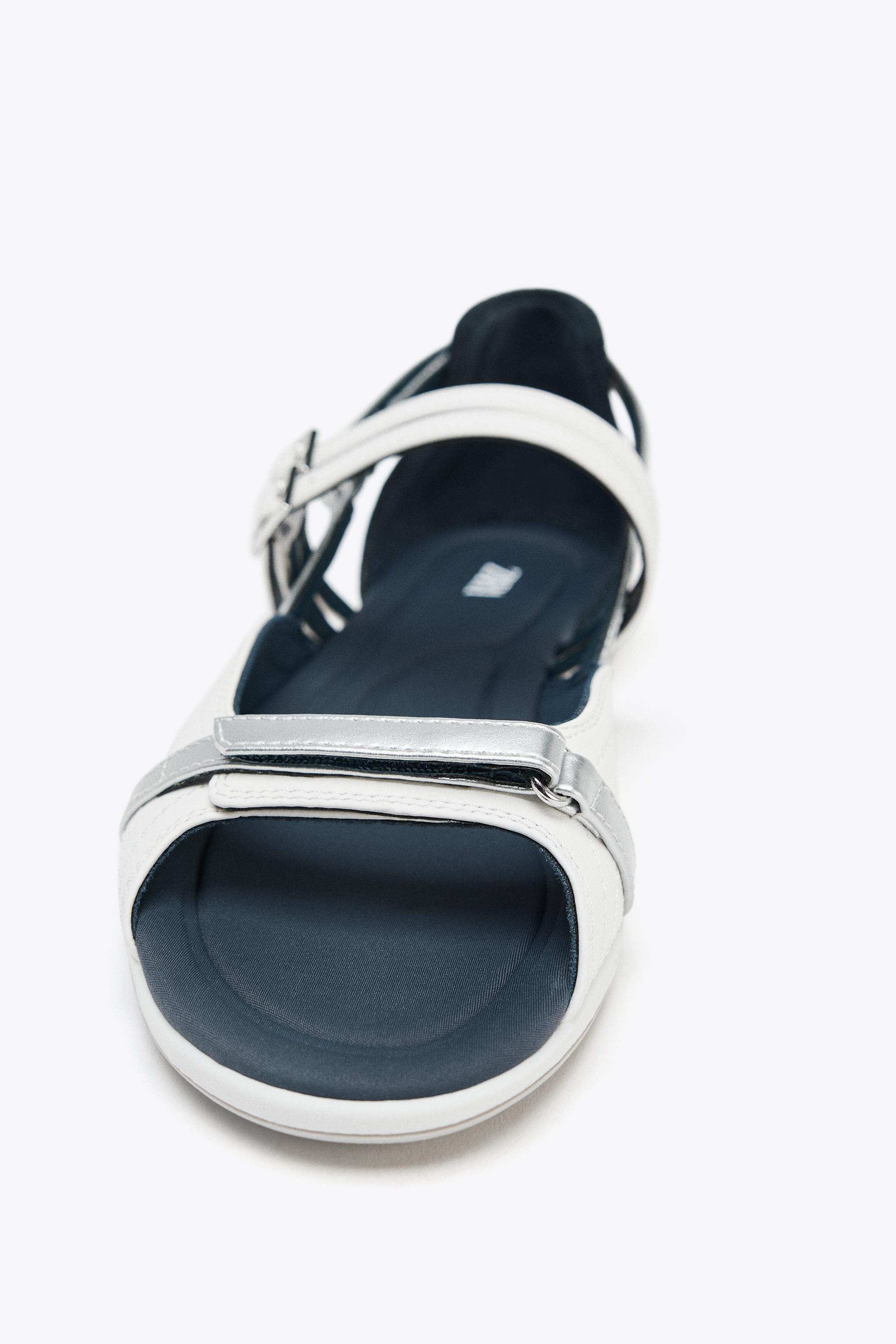ストラップ スポーツサンダル - ホワイト | ZARA Japan / 日本