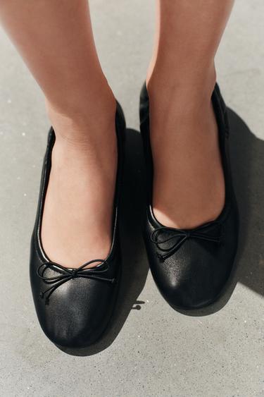 LEATHER HEELED BALLET FLATS - Black by Zara