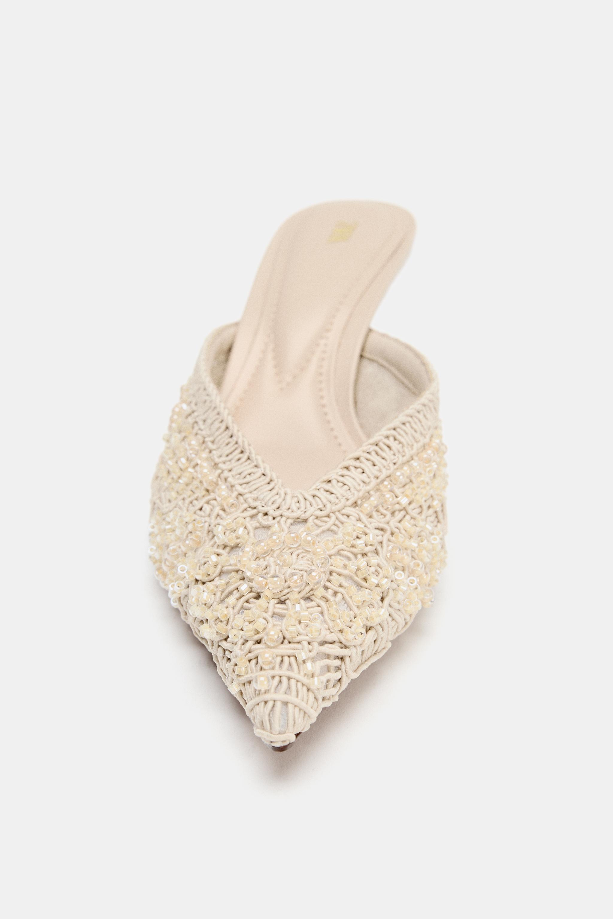 MULE HEEL SHOES WITH APPLIQUÉS