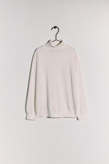 PULOVËR THURJE JAKË GOLF - Ngjyrë natyrale nga Zara