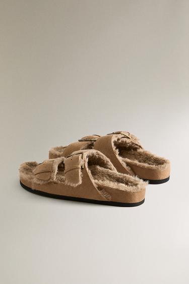 SANDALES CHAUDES EN CROÛTE DE CUIR À DOUBLE BOUCLE - Gris taupe de Zara - Image 3