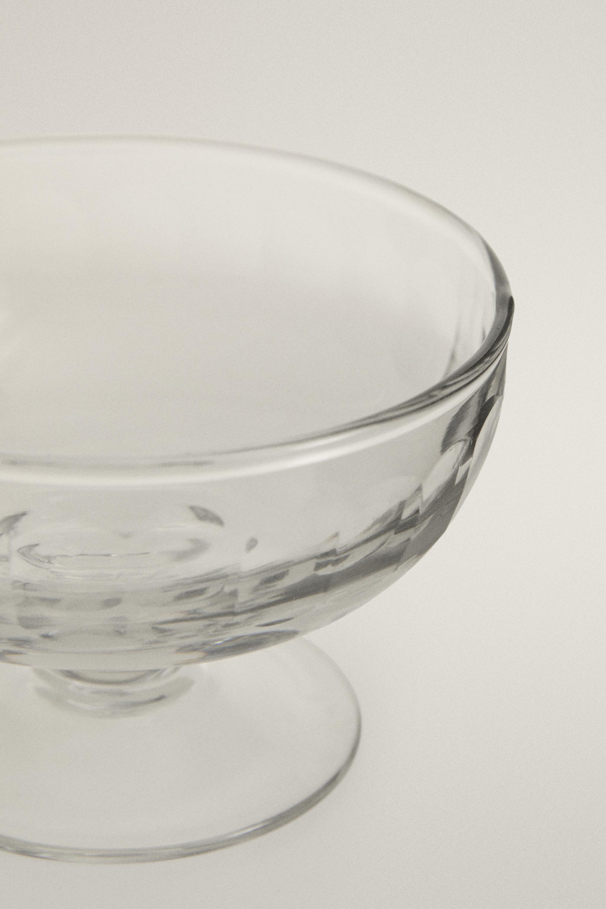 VERTICAL RELIEF GLASS ICE-CREAM CUP