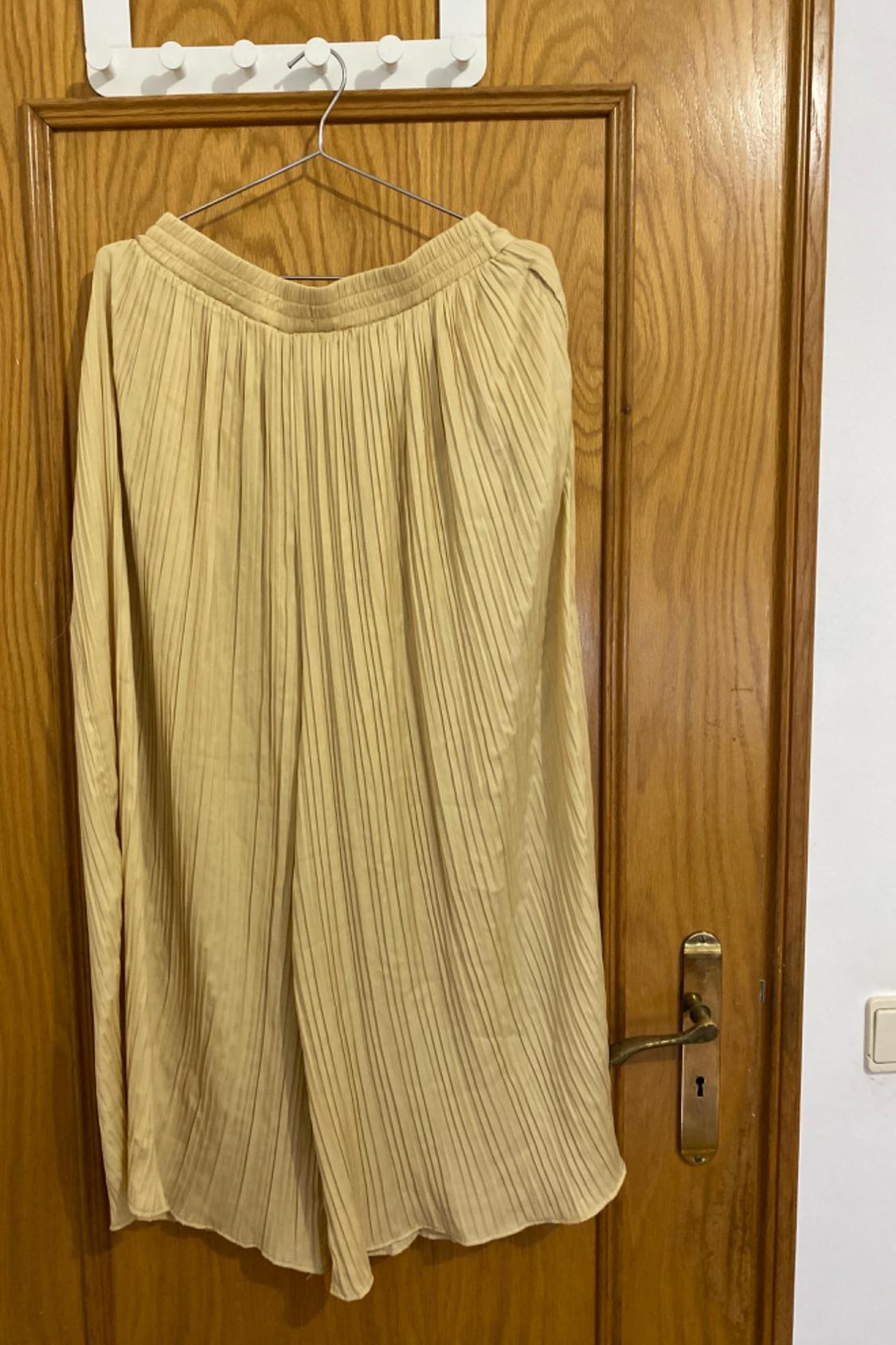 PLEATED CROPPED TROUSERS - Image 2