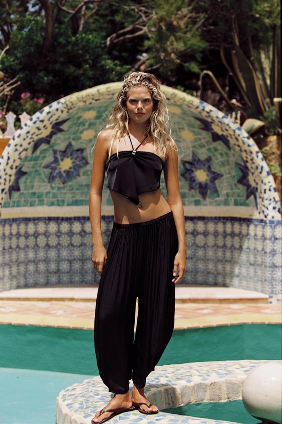 PANTALÓN BOMBACHO PLIEGUES - Negro de Zara - Imagen 0
