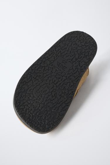 SABOTS EN CUIR MICKEY MOUSE © DISNEY - Marron sable de Zara - Image 6