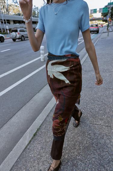 FLORAL PRINT SCARF - Burgundy by Zara