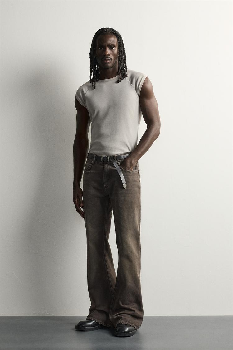 FLARE FIT JEANS
