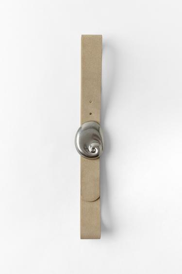 Zara SPLIT LEATHER BELT WITH CONCH SHELL BUCKLE - Ecru