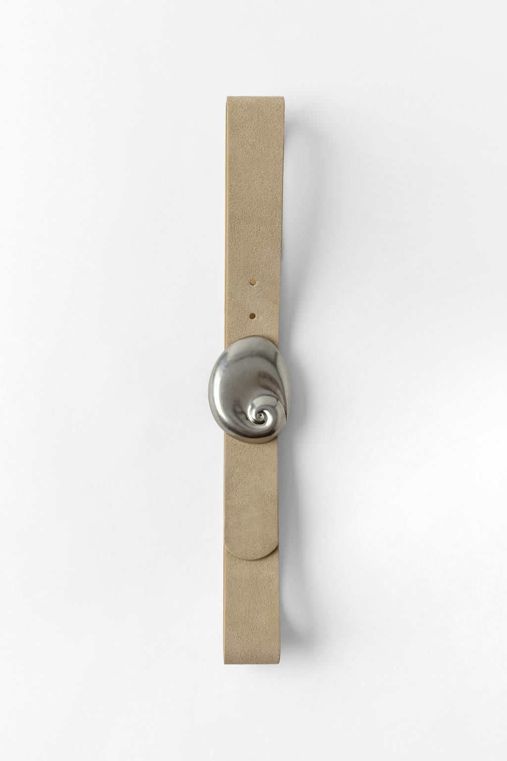 SPLIT SUEDE SHELL BUCKLE BELT