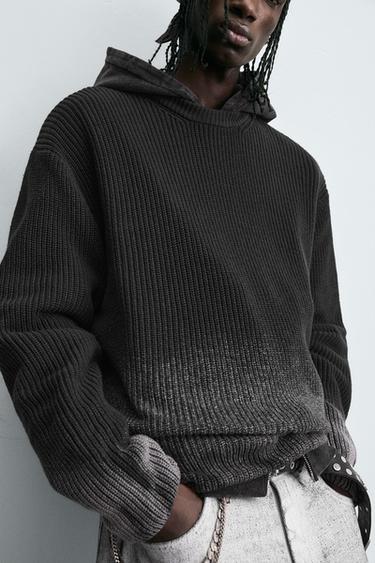 PULL IMPRIMÉ EFFET SPRAY - Noir de Zara - Image 4