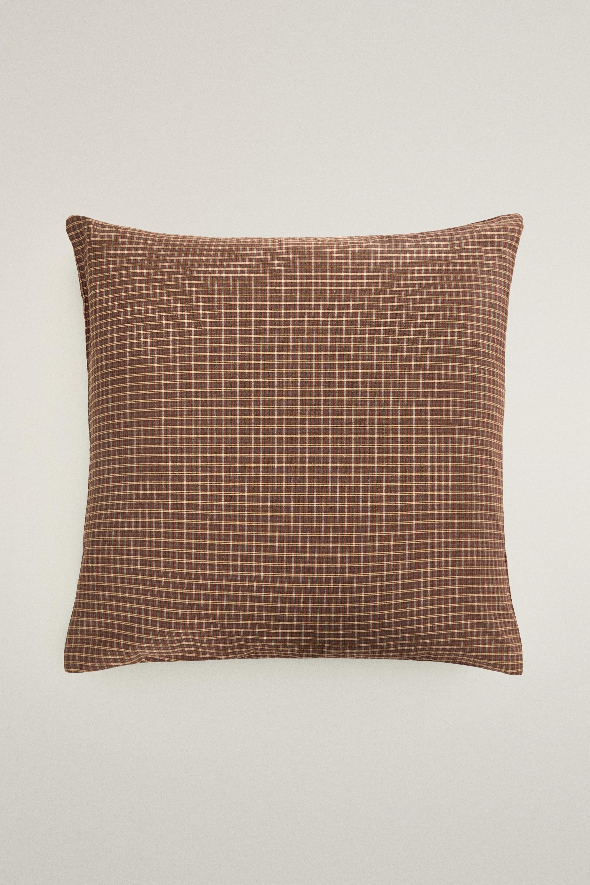 TAIE D’OREILLER FLANELLE CARREAUX (160 GSM)