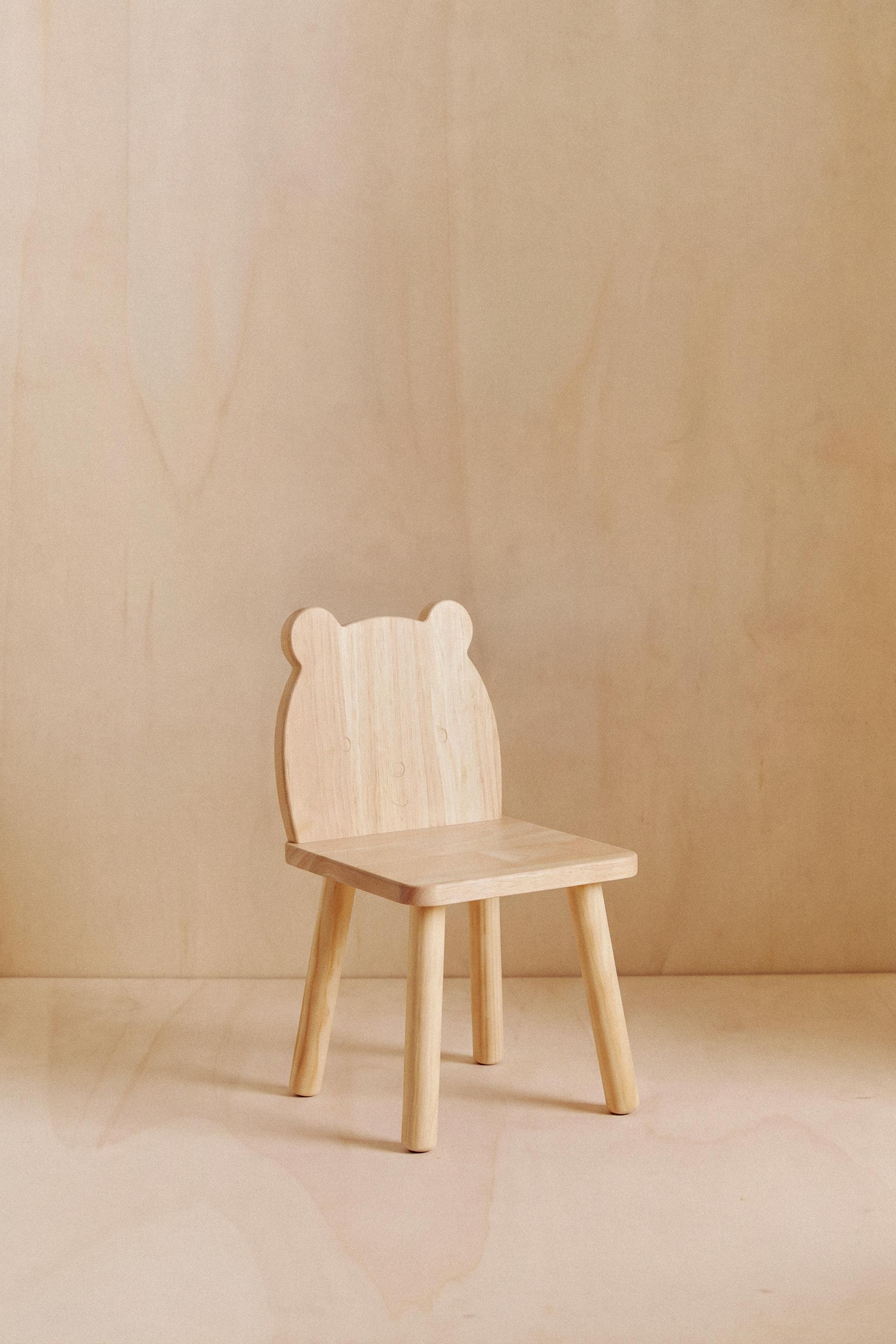 BEAR WOODEN CHAIR