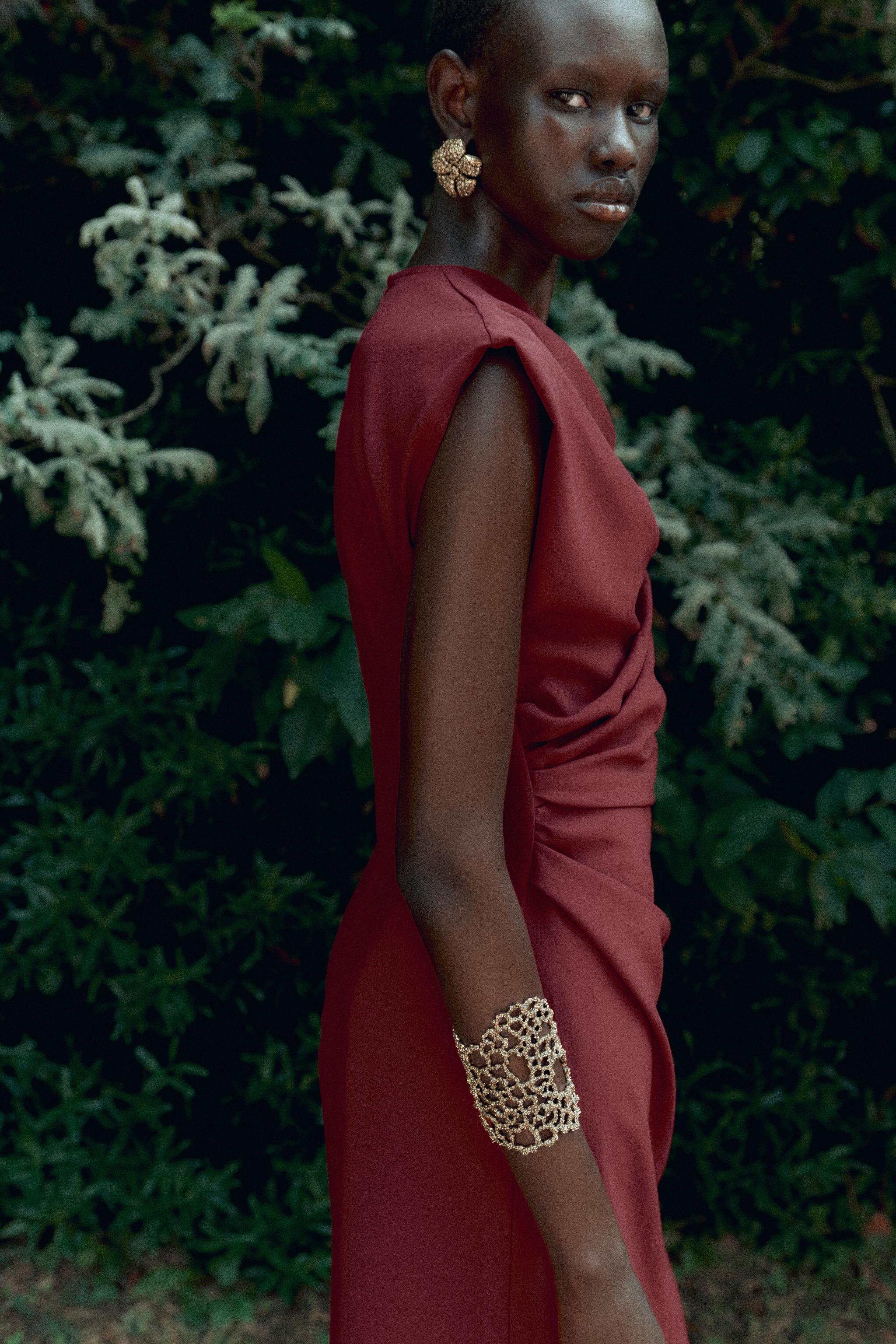 ZARA デコレーションアクセサリー JEWELED RIGID BRACELET - Aged gold | ZARA United States