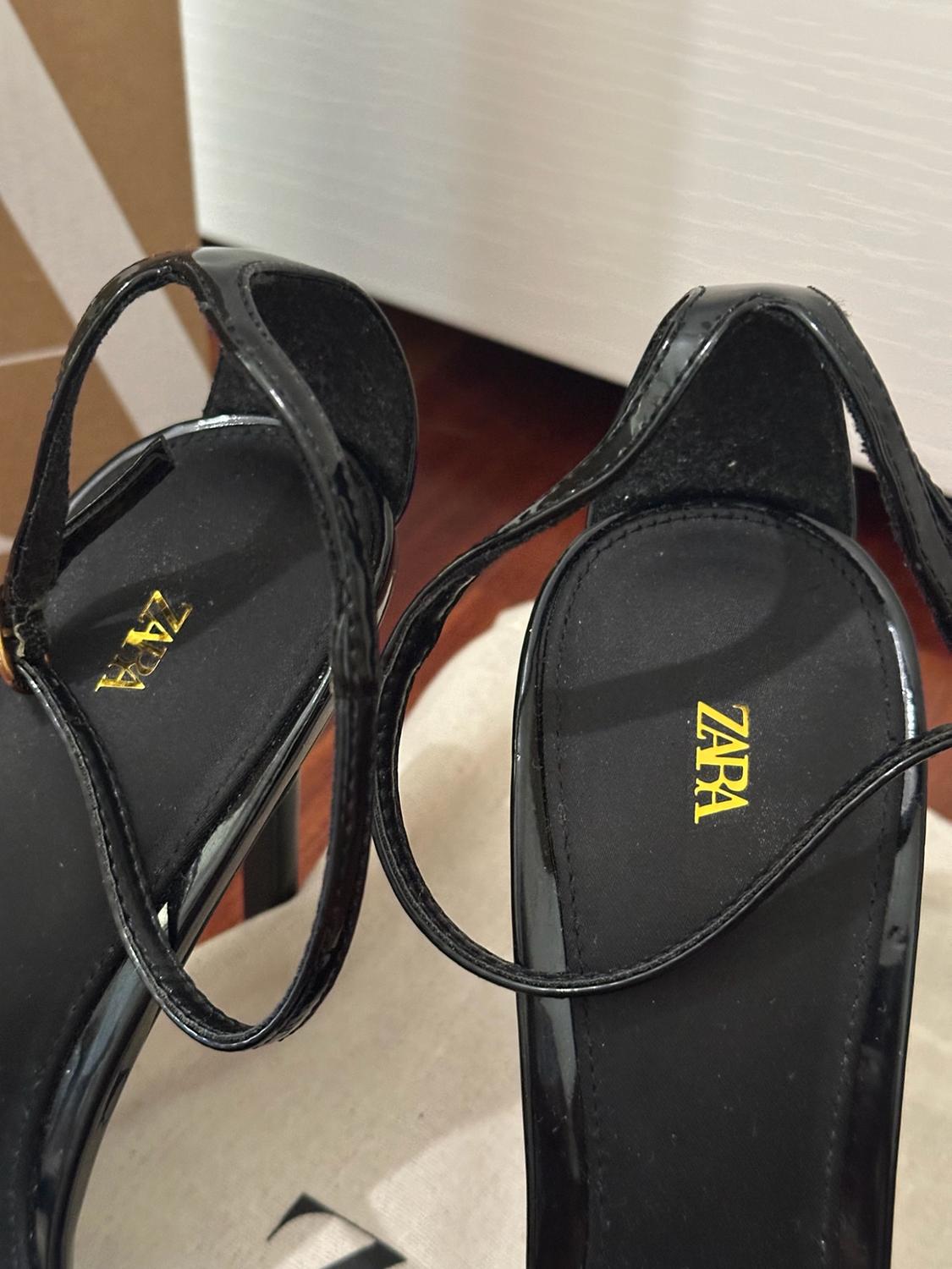 HIGH-HEEL BUCKLE SANDALS - Image 5