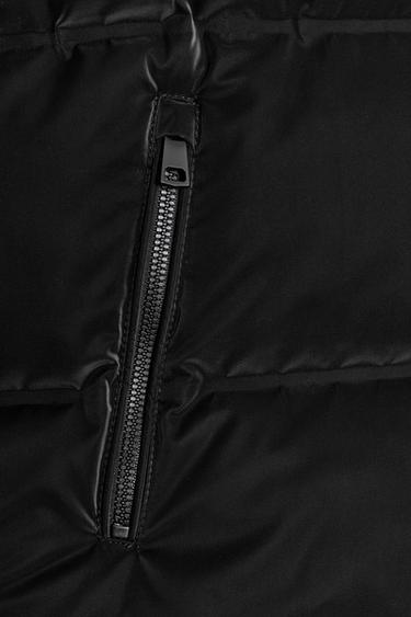 CHALECO ACOLCHADO ENGOMADO - Negro de Zara