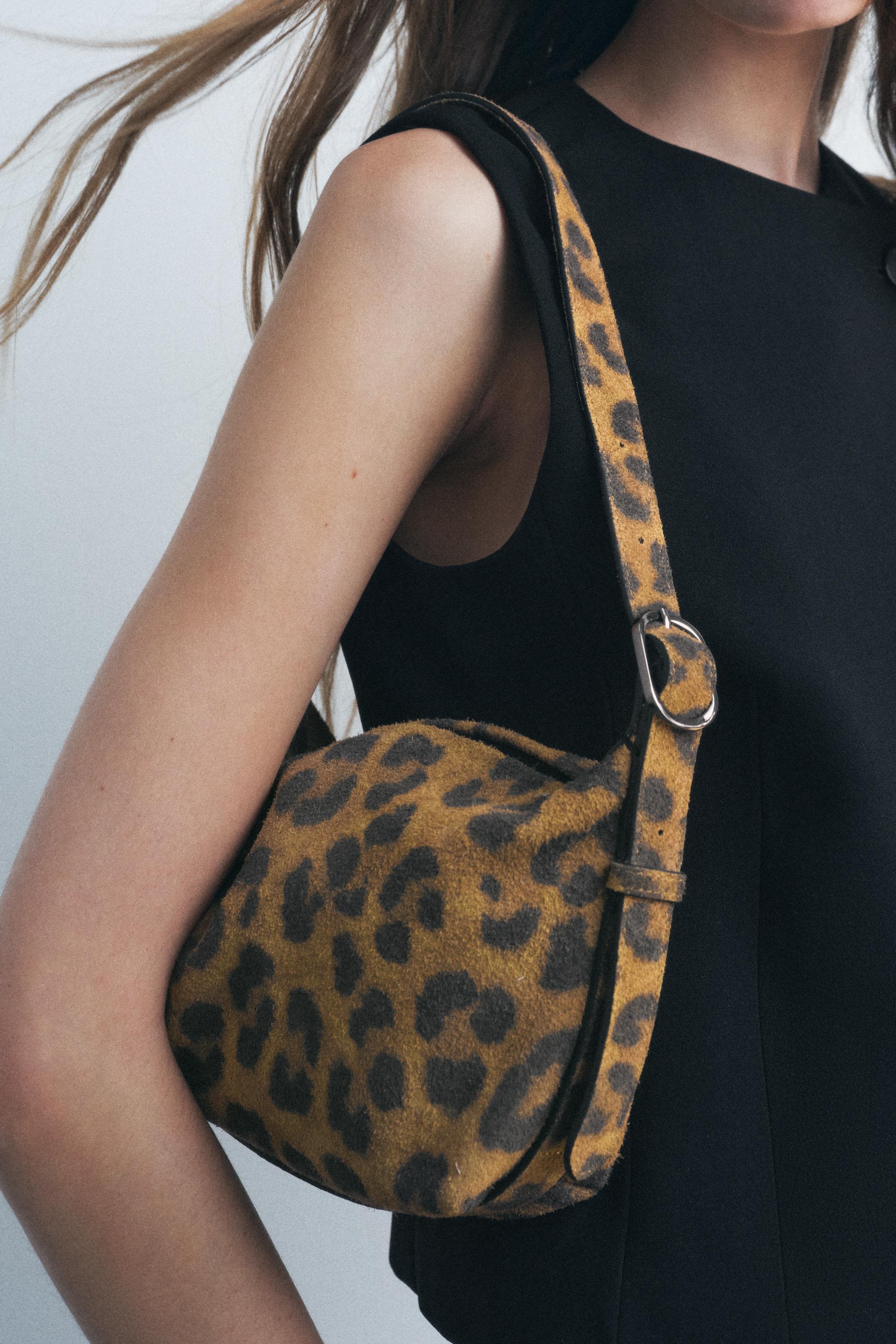 LEATHER ANIMAL PRINT SHOULDER BAG