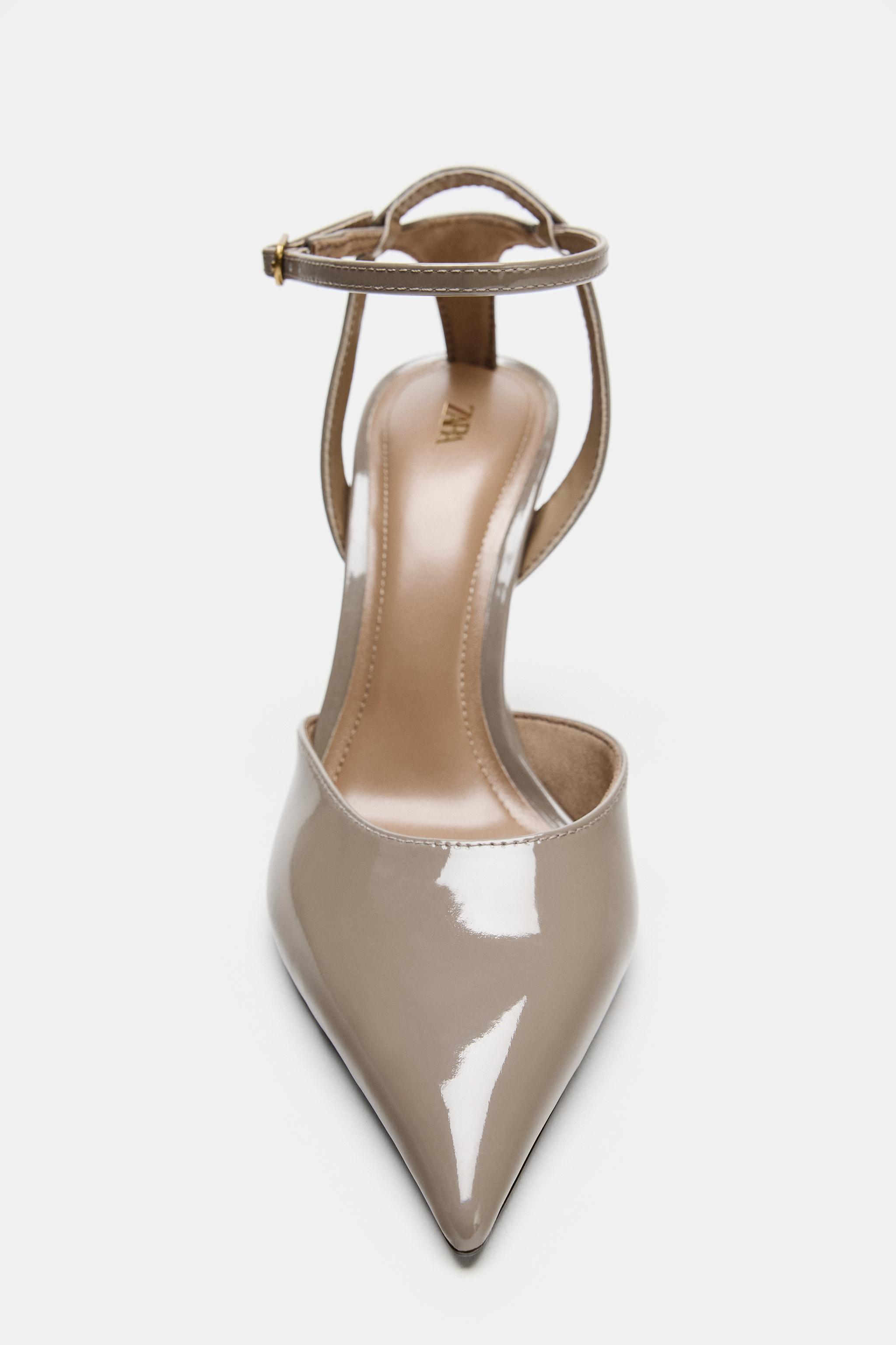 CHAUSSURES À TALONS EFFET VERNI