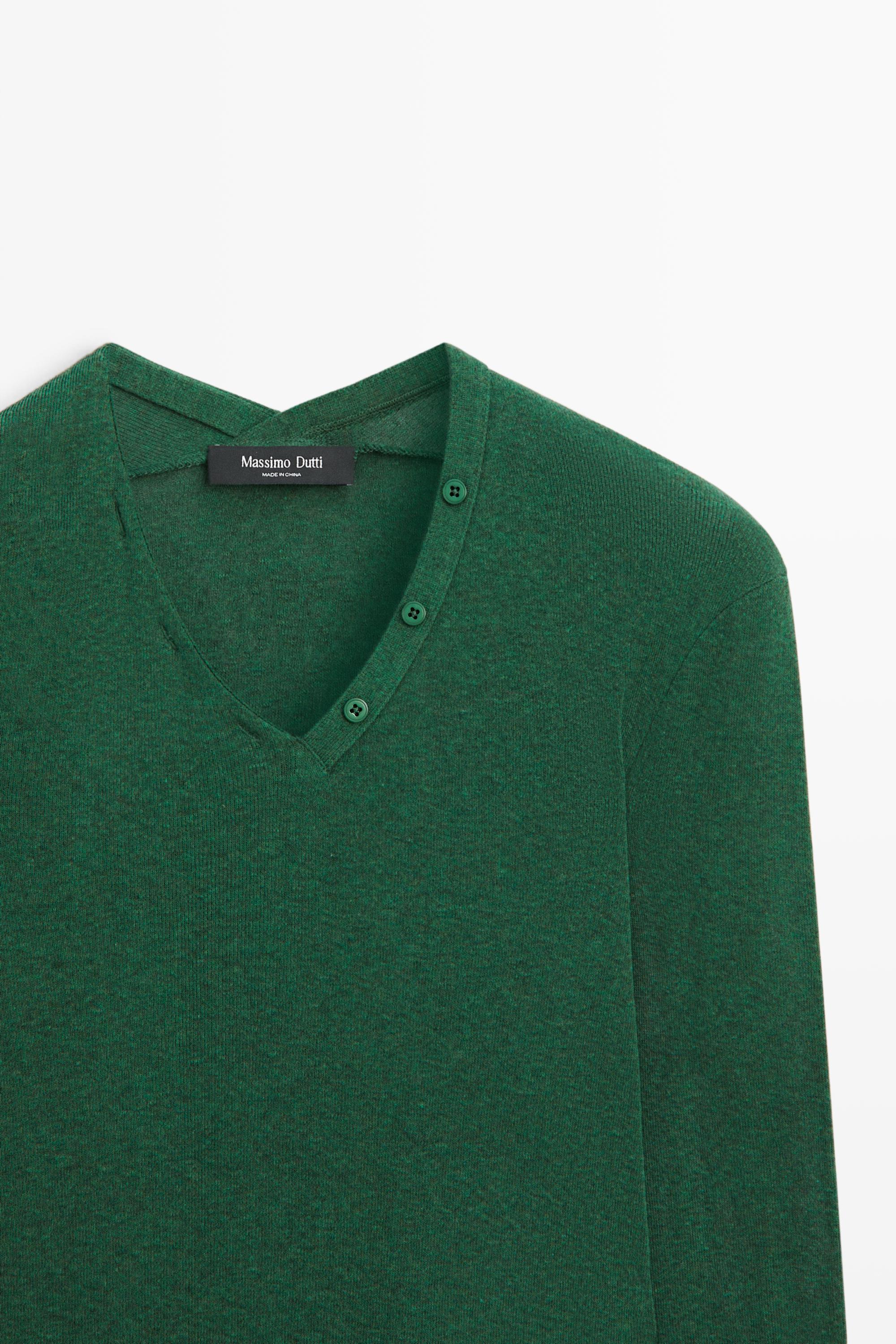 V-neck button detail T-shirt