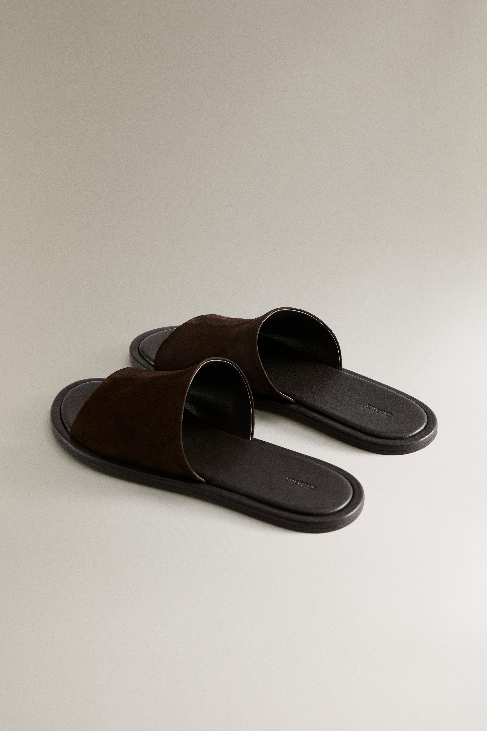 MULES EN CUIR