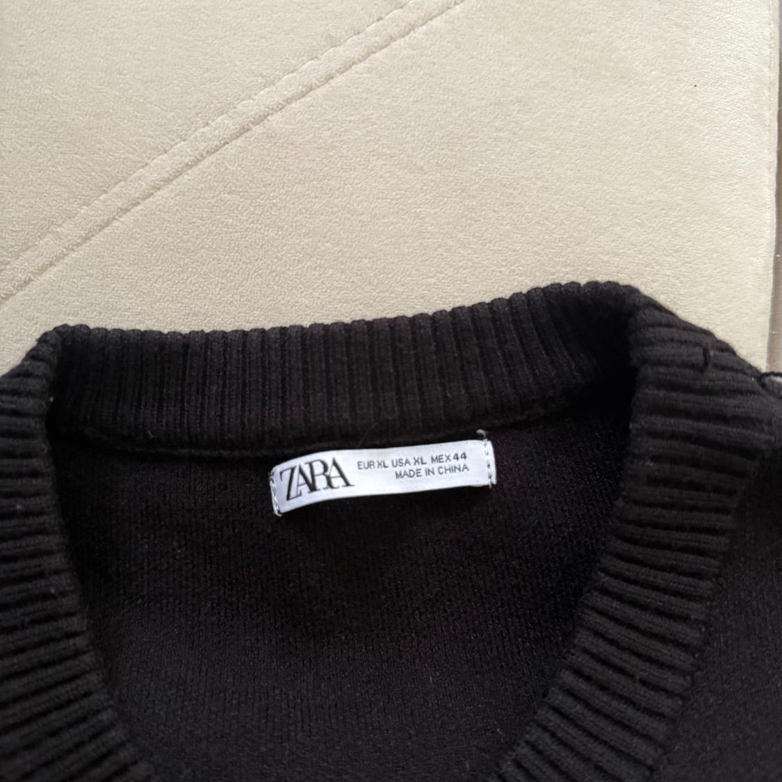 CREWNECK KNIT SWEATER - Image 3