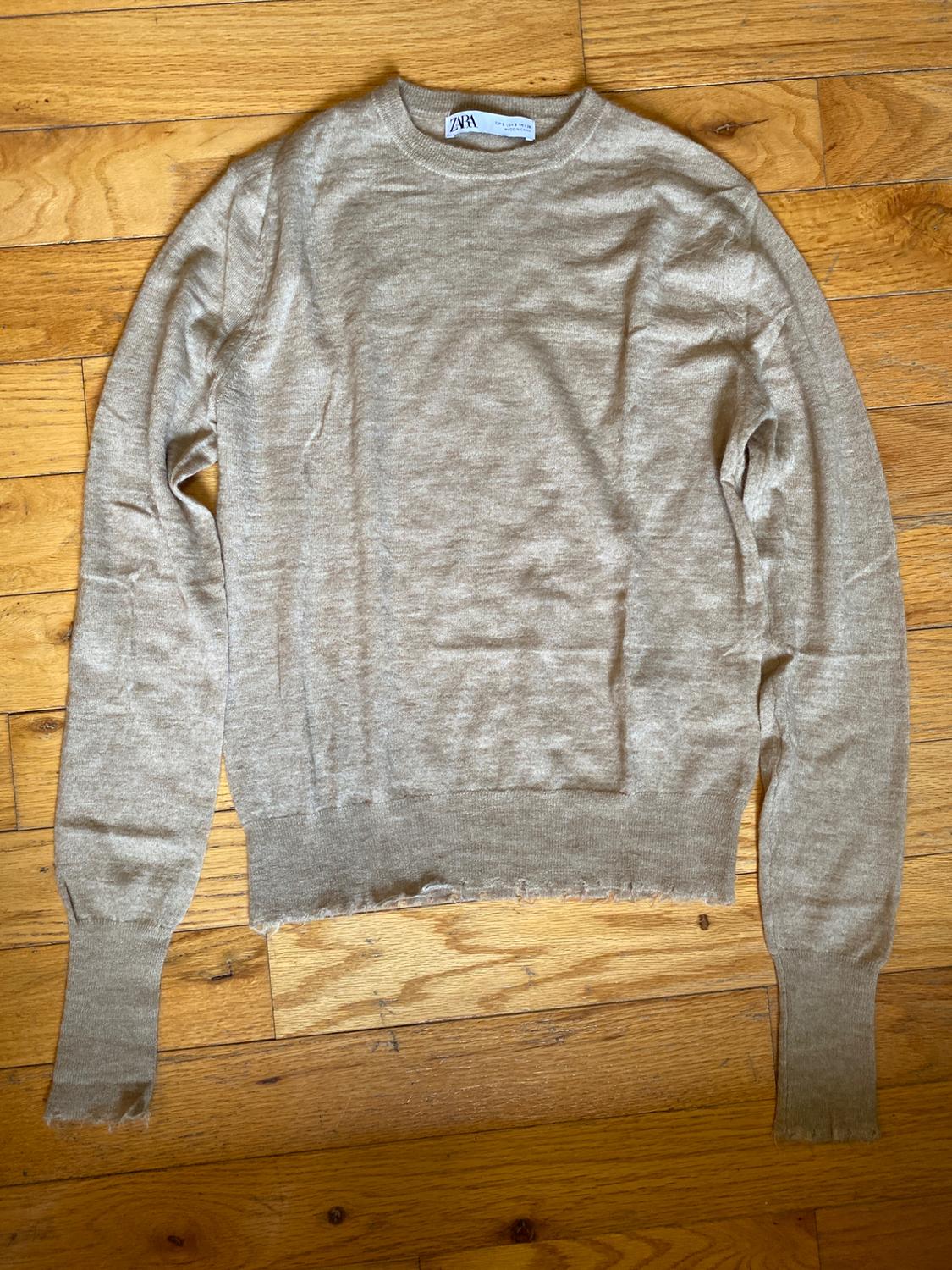 WOOL AND ALPACA BLEND KNIT SWEATER