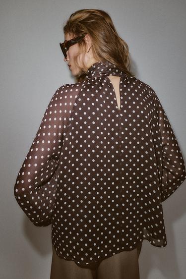 BLOUSE À NŒUD ET À POIS - Marron / Écru de Zara - Image 3