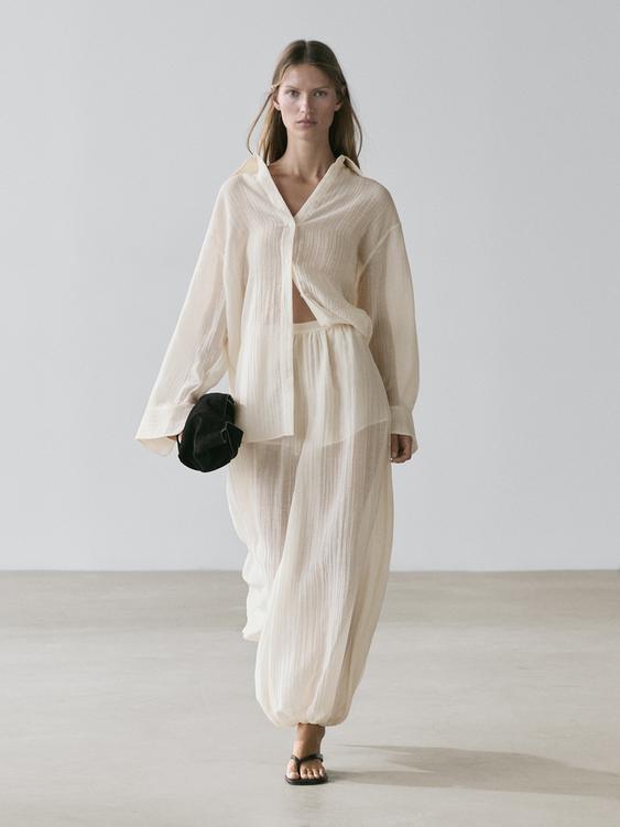 Flowing overshirt with pleated detail