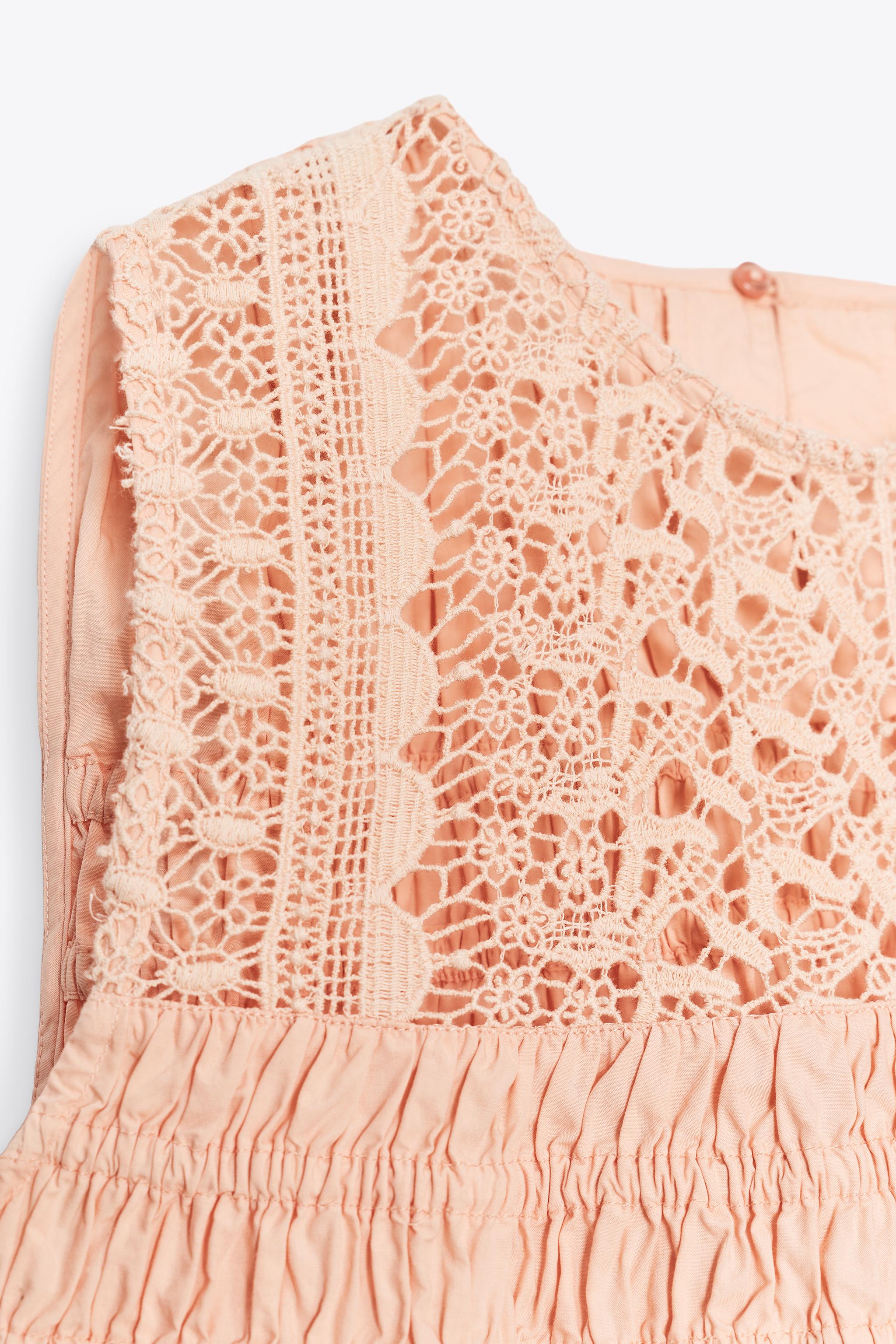 RUFFLED ELASTIC TOP