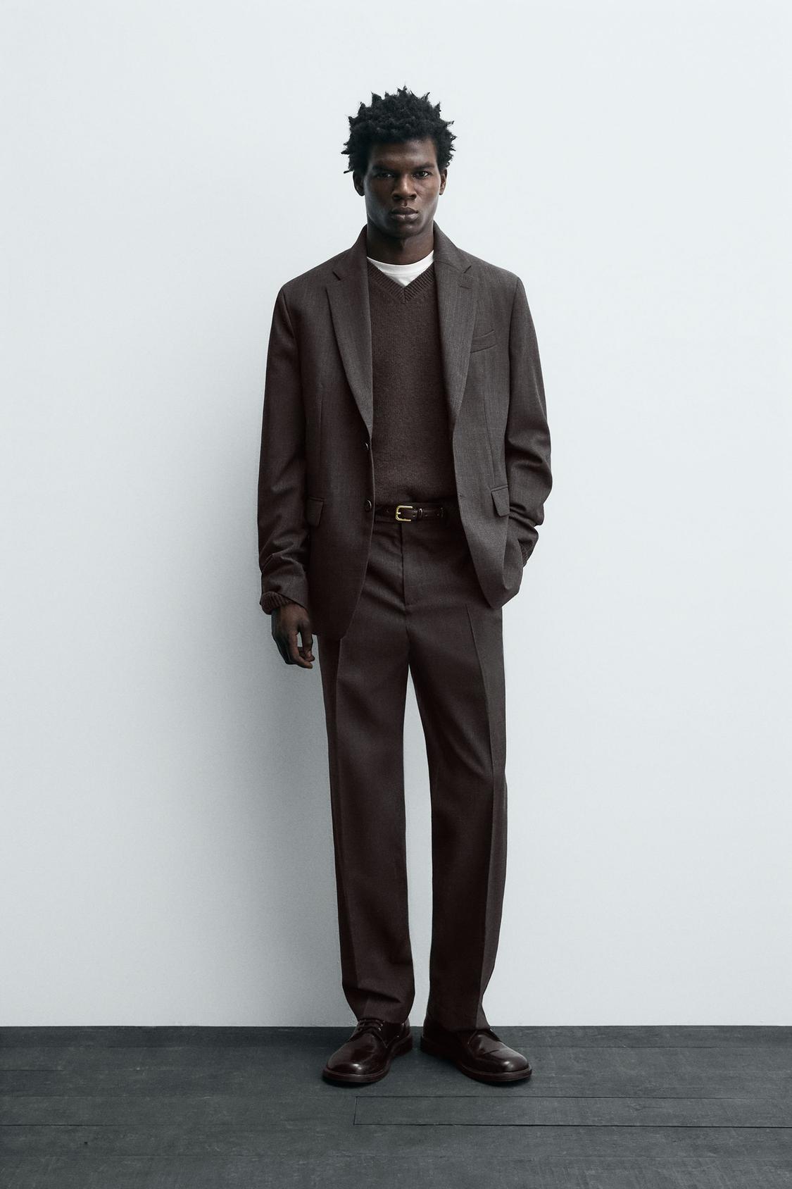 БЛЕЙЗЕР ИЗ 100% ШЕРСТИ ZARA, ВЫПУЩЕННЫЙ ОГРАНИЧЕННОЙ СЕРИЕЙ