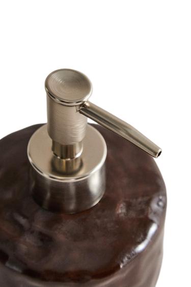 BROWN CERAMIC SOAP DISPENSER - Brown by Zara