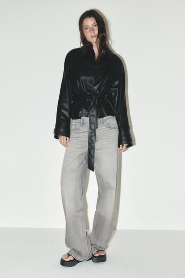 JAQUETA COM CINTO EFEITO DE COURO - Preto da Zara