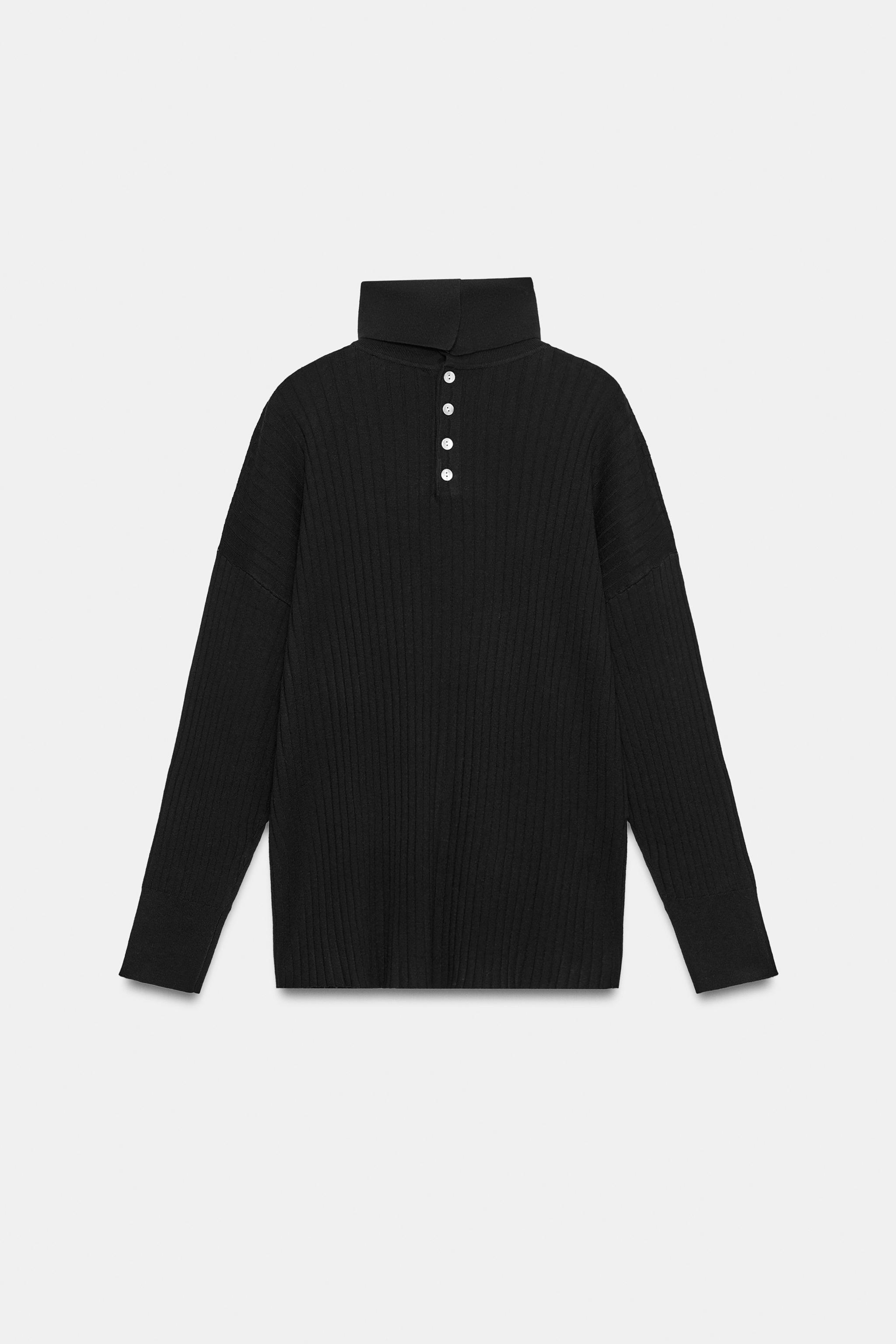 RIBBED KNIT SWEATER